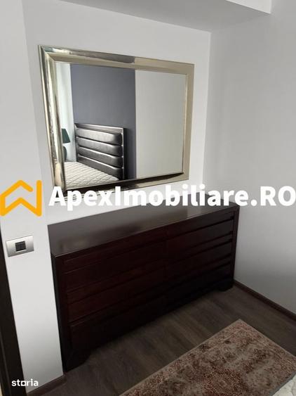 Apartament cu 4 camere decomandat în Titan
