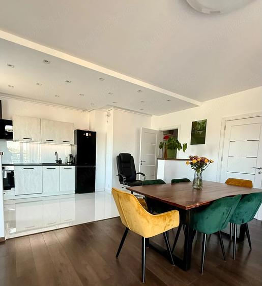 Apartament cu 2 camere decomandat în Tudor