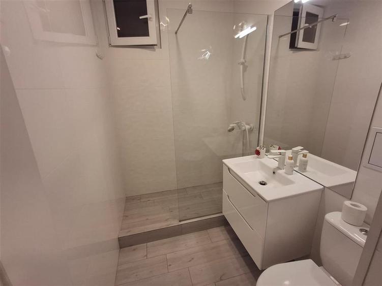 Apartament cu 2 camere decomandat în Terezian