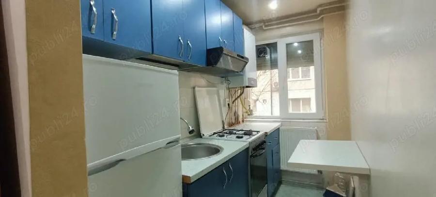 Apartament cu 2 camere nedecomandat în Girocului