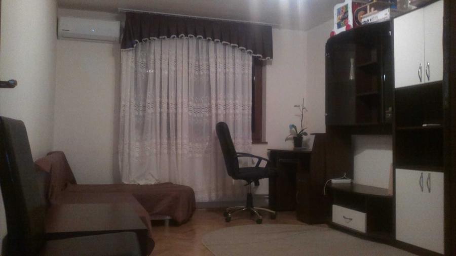 Apartament cu 2 camere decomandat în Dacia