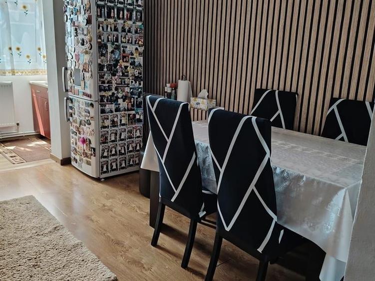 Apartament cu 2 camere decomandat, mobilat în Craiovița Nouă