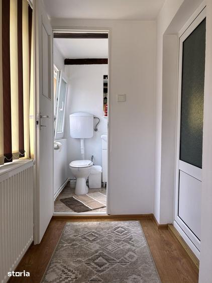 Casă cu 2 camere cu Teren 685 Mp în Central
