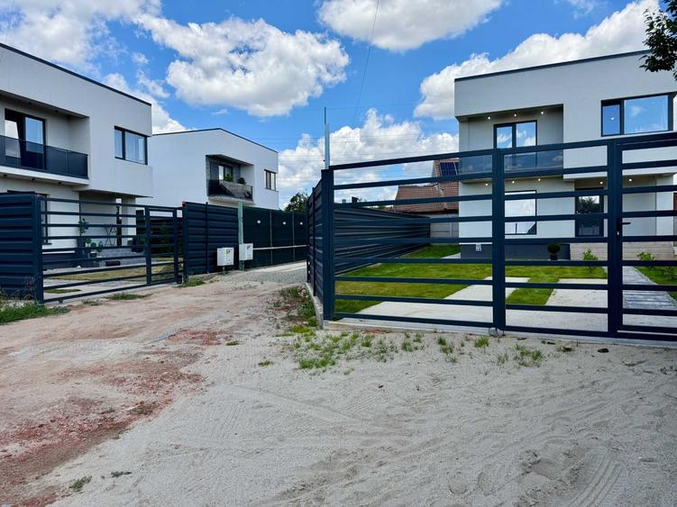 Casă cu 4 camere cu Teren 175 Mp în Bariera Vâlcii