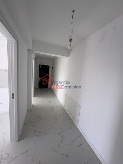 Apartament cu 3 camere decomandat în Vișan