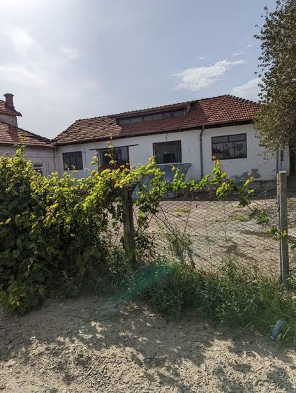Spațiu comercial, de 480 mp, în Central