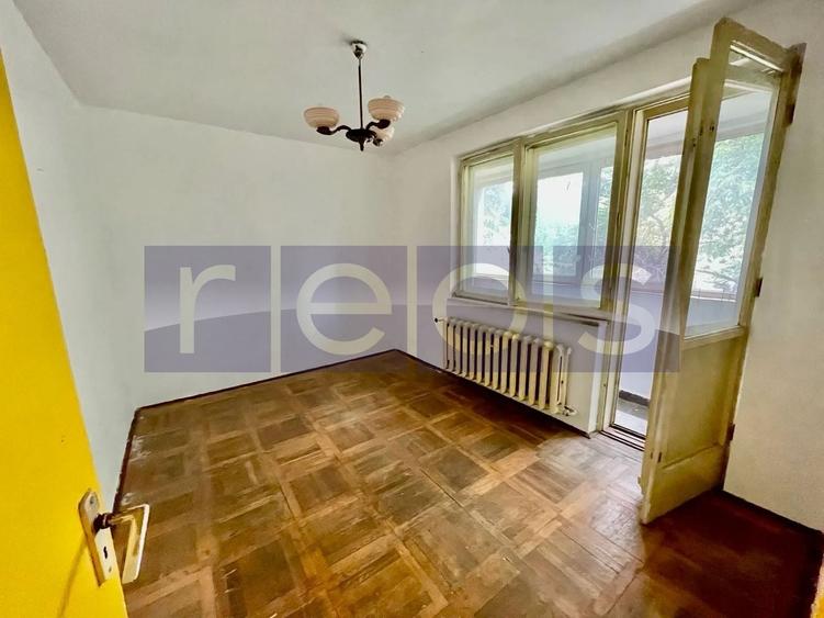 Apartament cu 3 camere semidecomandat în Gara de Nord