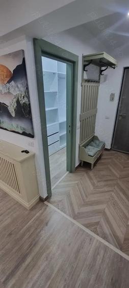 Apartament cu 4 camere decomandat în Fălticeni
