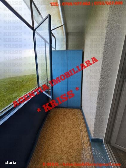 Apartament cu 2 camere semidecomandat în Negru Vodă