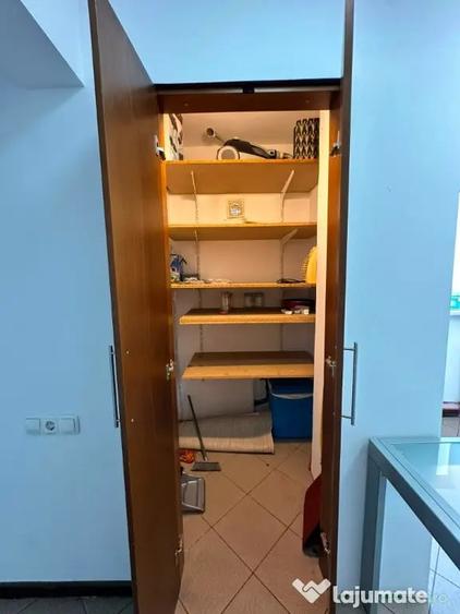 Apartament cu 3 camere decomandat în Tineretului