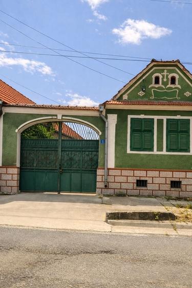 Casă cu 4 camere în Drașov