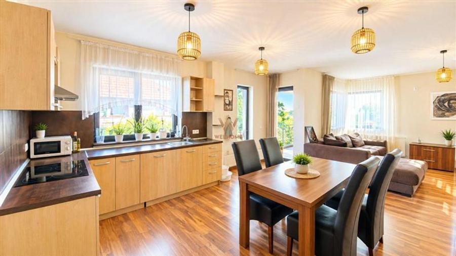 Apartament cu 3 camere decomandat în Calea Dumbrăvii
