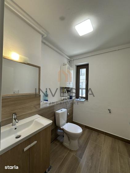 Apartament cu 3 camere semidecomandat în Borhanci
