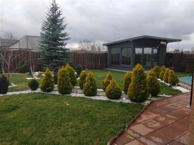 Casă individuală cu 5 camere cu Canalizare în Rulmentul