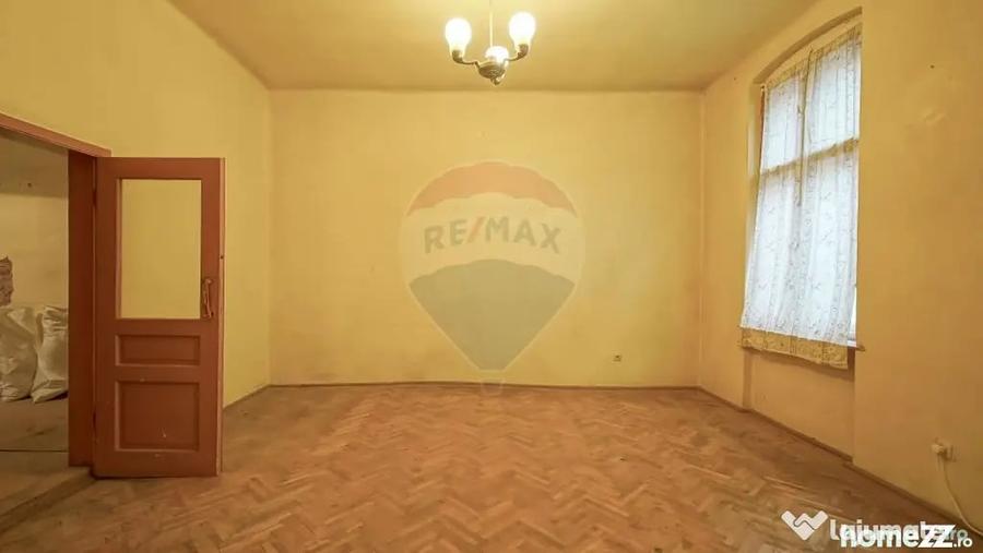 Spațiu comercial, de 167 mp, în Centrul Istoric