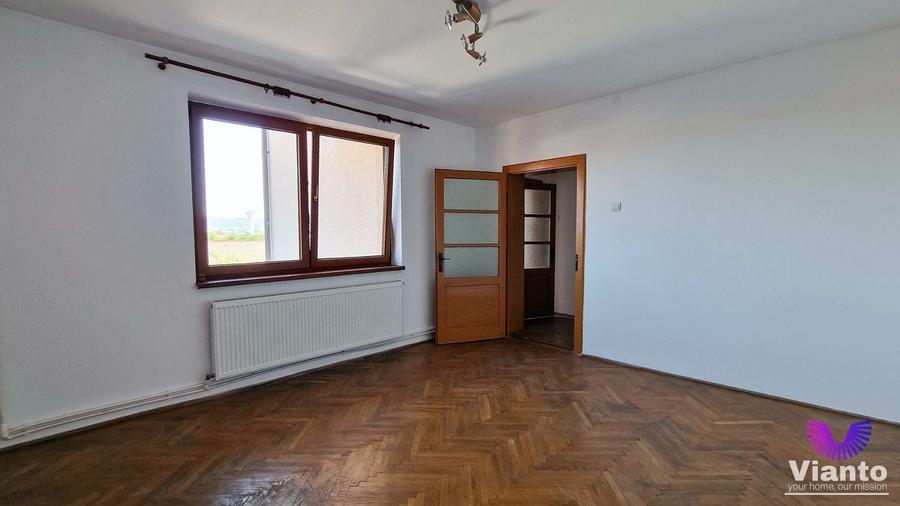 Duplex cu 5 camere cu Canalizare în Trei Stejari