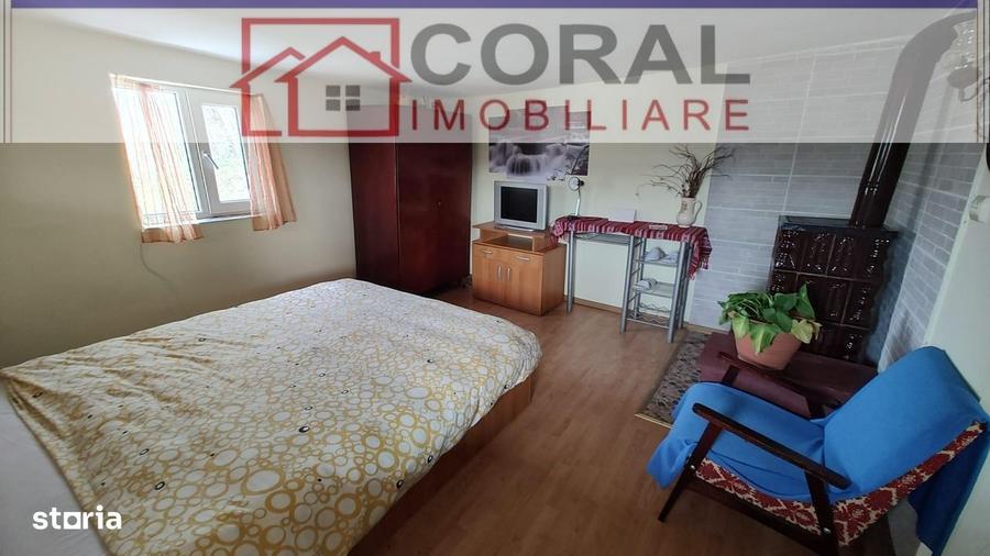 Casă cu 3 camere în Almașu Sec