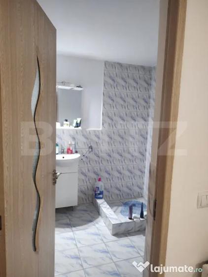 Casă cu 3 camere cu Teren 700 Mp în Central