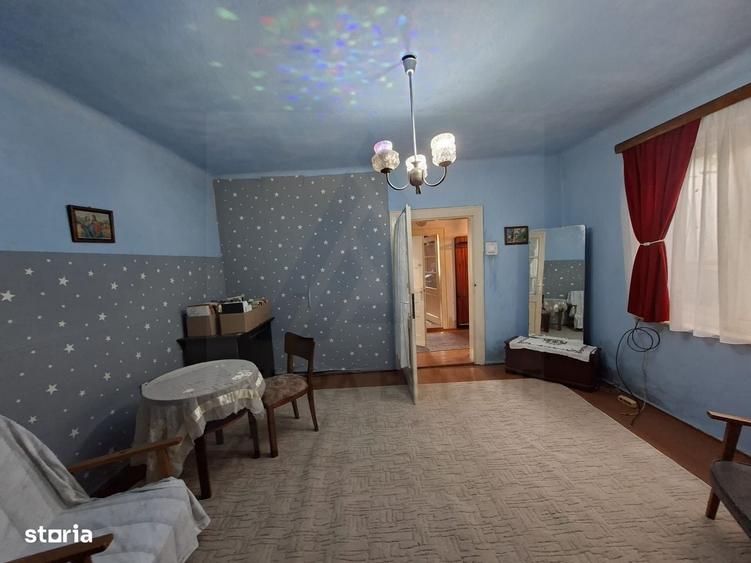 Casă cu 3 camere în Țiglari