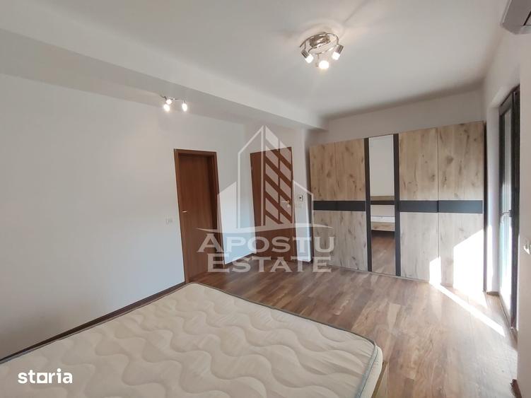 Apartament cu 3 camere decomandat în Dumbrăvița