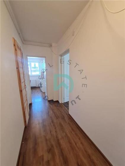 Apartament cu 2 camere semidecomandat în Astra