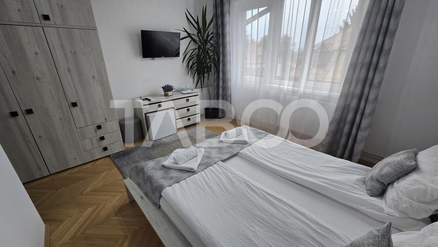 Apartament cu 3 camere decomandat, mobilat în Calea Poplăcii
