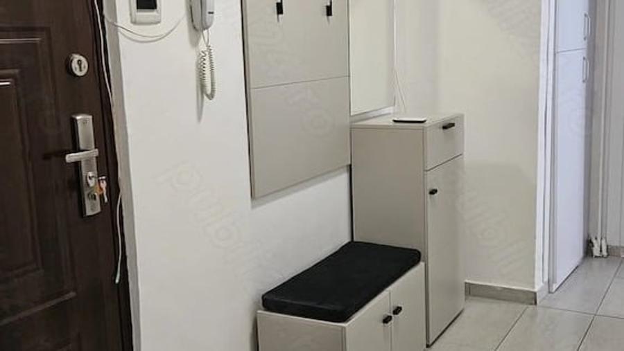 Apartament cu 2 camere decomandat în Crângași