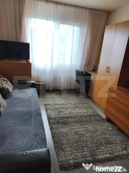 Apartament 3 camere, semidecomandat, 48 mp, balcon Dealu - 2