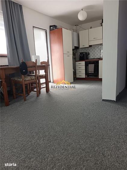 Casă cu 4 camere în Manolești