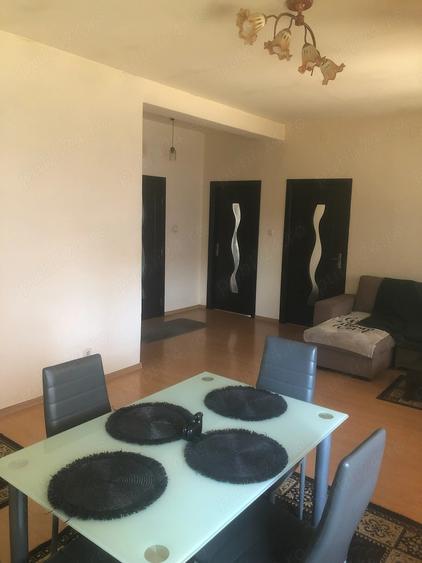 Casă cu 4 camere cu Teren 484 Mp în Episcopia Bihorului