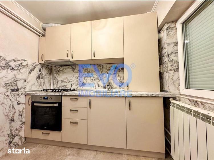 Apartament cu 3 camere, etajul 1, decomandat, zona Centrala - 2