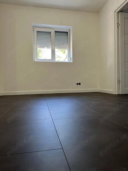 Casă cu 3 camere în Central