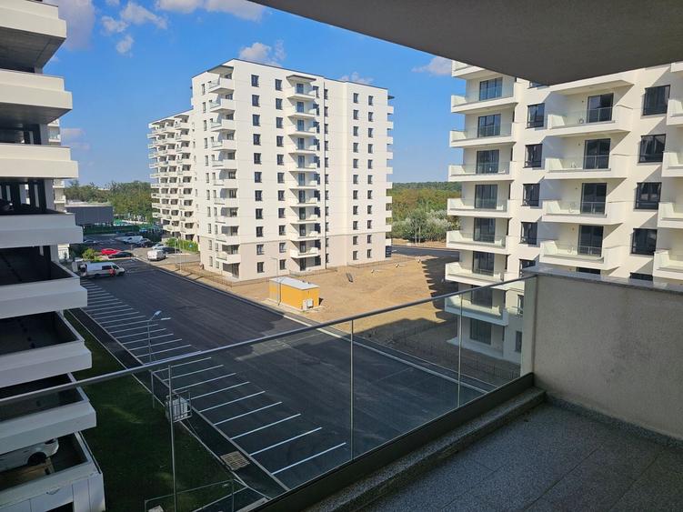 Apartament cu 2 camere decomandat în Băneasa