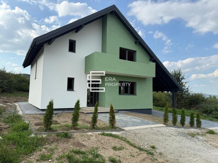 Casă individuală cu 5 camere cu Canalizare în Șelimbăr