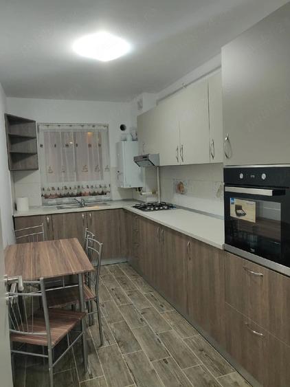 Apartament cu 2 camere decomandat în Bartolomeu