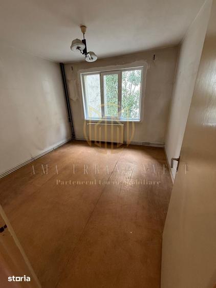 Apartament cu 3 camere decomandat în Obor