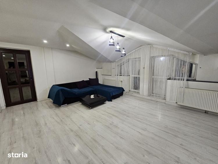 Apartament cu 3 camere decomandat, mobilat în Rovine