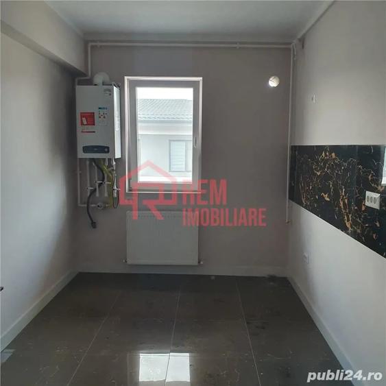 Apartament cu 2 camere decomandat în Fundeni