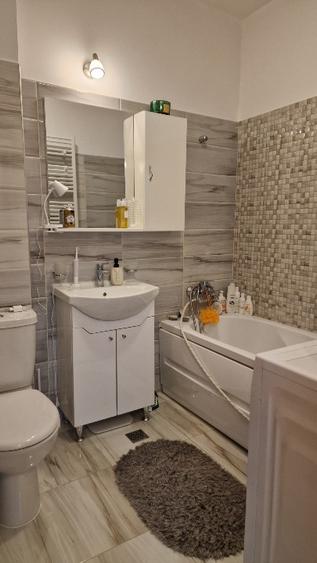 Apartament cu 2 camere decomandat în Păcii