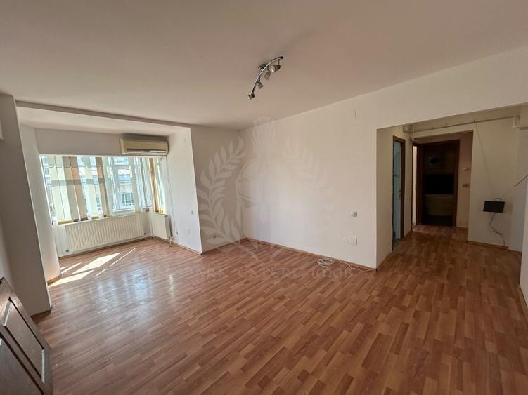 APARTAMENT 3 CAMERE/ PIAȚA MIHAI// VITEAZUL //ETAJ 1 //DECOMANDAT - 1