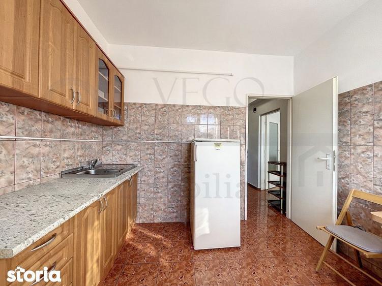 Garsonieră decomandată în Între Lacuri