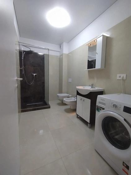 Apartament cu 2 camere semidecomandat în Micro 17