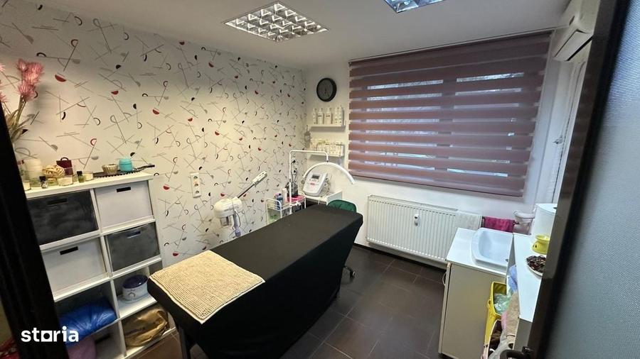 Apartament cu 3 camere în Drumul Taberei