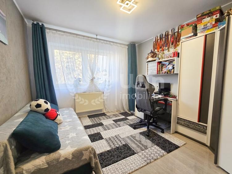 Apartament cu 3 camere decomandat, mobilat în Mănăștur