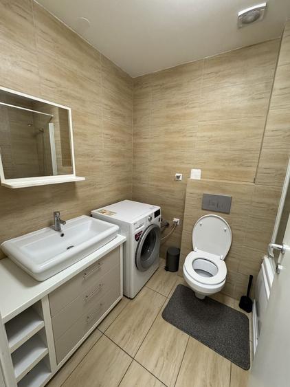 Apartament cu 2 camere decomandat în Tunari