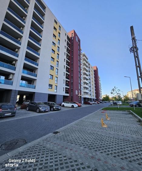 Apartament cu 3 camere decomandat în Nufărul