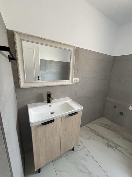 Casă cu 4 camere în Sânmihaiu German