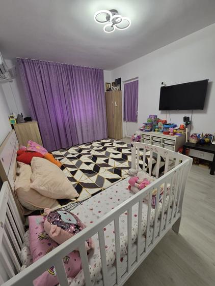Garsonieră decomandată în Ozana
