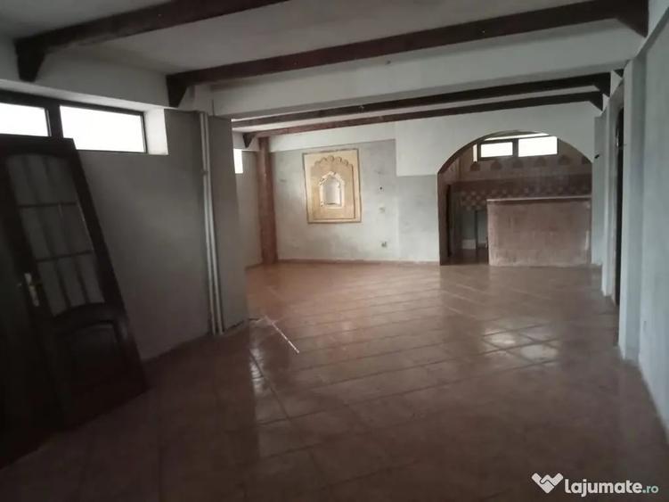 Casă cu 4 camere cu Teren 500 Mp în Bd. Coșbuc