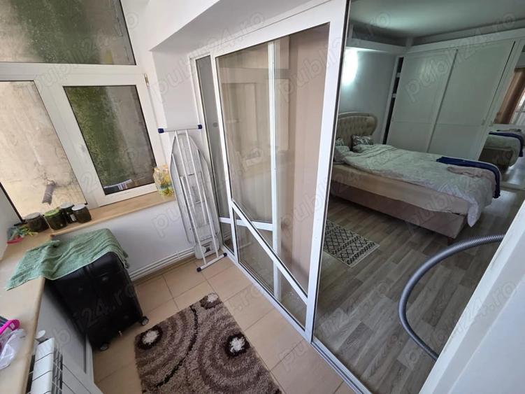 Apartament cu 4 camere decomandat în E3